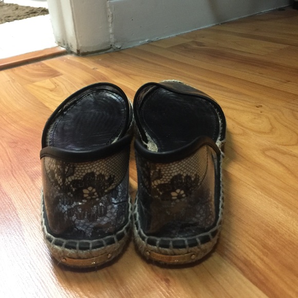 ORIGINAL barely worn Jimmy Choo flats - Picture 3 of 4