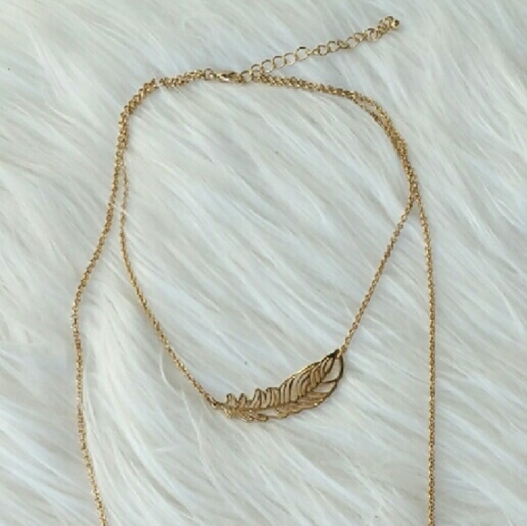 🆕Trendy multi layered necklace NWT - Picture 3 of 4