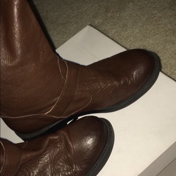 GIFTED Frye Boots - Picture 4 of 4