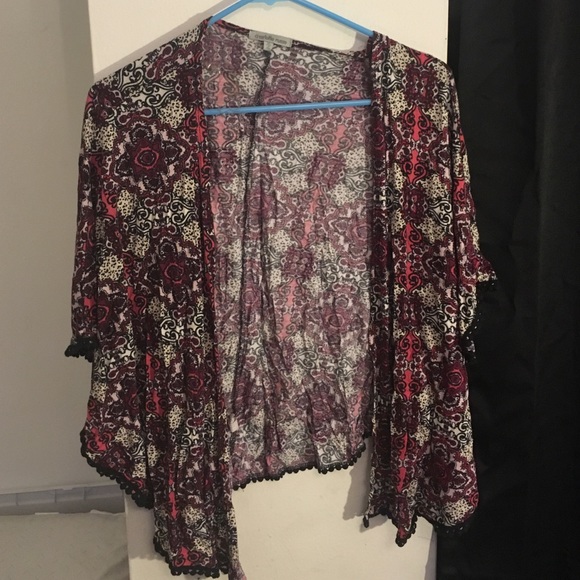 Short kimono - Picture 1 of 3