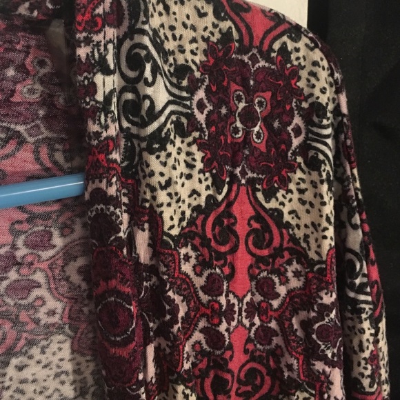 Short kimono - Picture 2 of 3