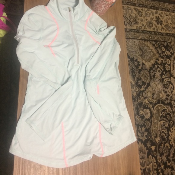 Baby blue and pink Zella 1/4 zip
