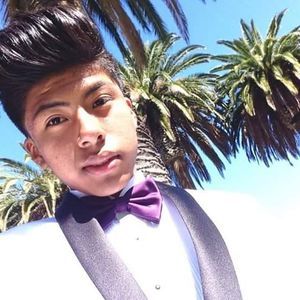 Meet your Posher, Adrian