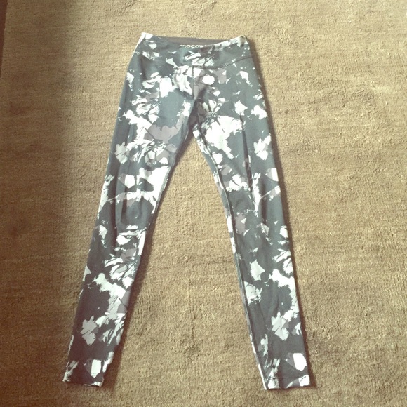 Beyond yoga leggings