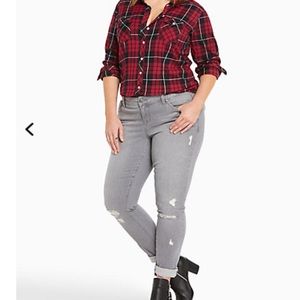 Torrid distressed Skinny grey Jean