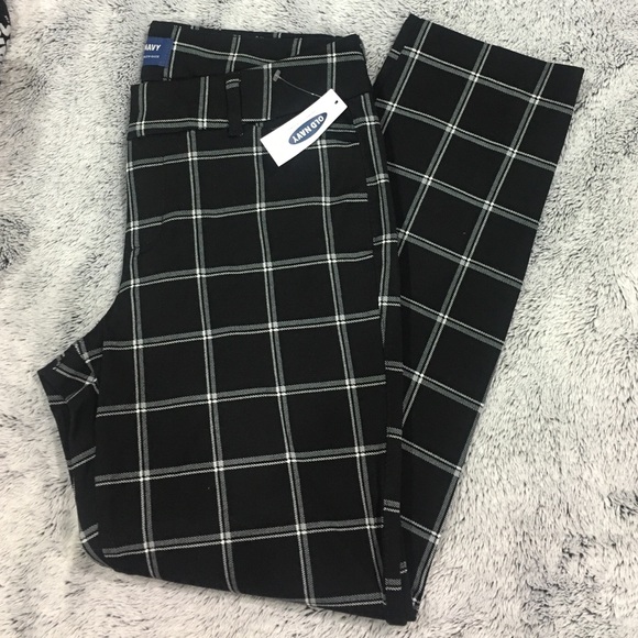 Old Navy Pixie Pant - Sz 4