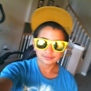 Meet your Posher, Brad