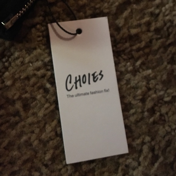 Cut out crop top - Picture 2 of 2