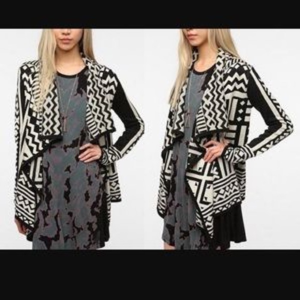Sisters Print Cardigan