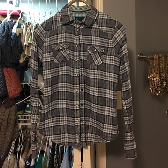 ❤️SALE❤️  Plaid American Eagle button down.