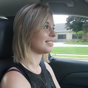 Meet your Posher, Lacey
