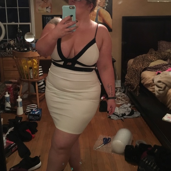 NEVER WORN WHITE DRESS