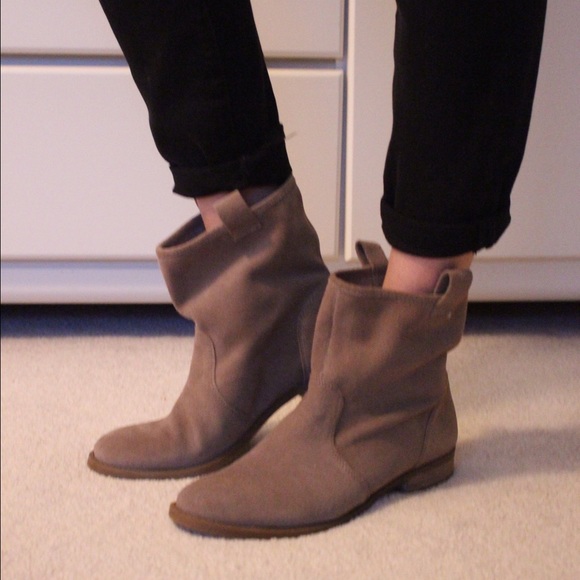 Sole Society Natasha Suede Boot- in fenel - Picture 2 of 4