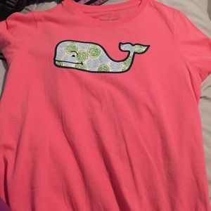 Adorable Pink Vineyard Vines tshirt