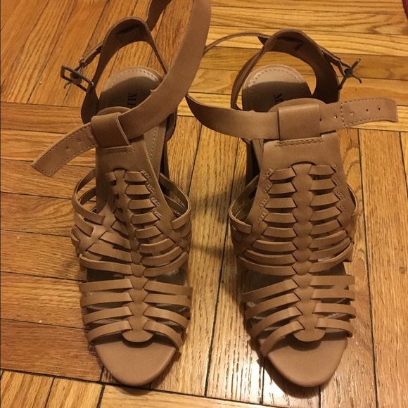 Tan strappy block heels