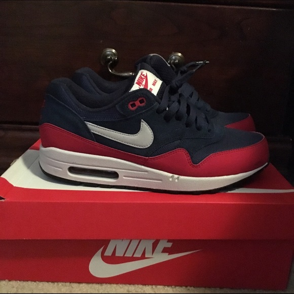Nike Air Max 1 Essential
