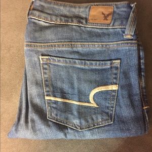 American Eagle Artist Crop Jeans