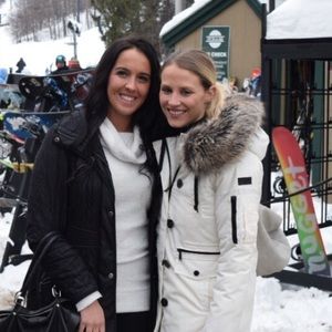 Meet your Posher, Case