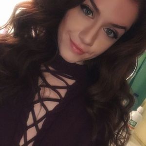 Meet your Posher, Caitlyn