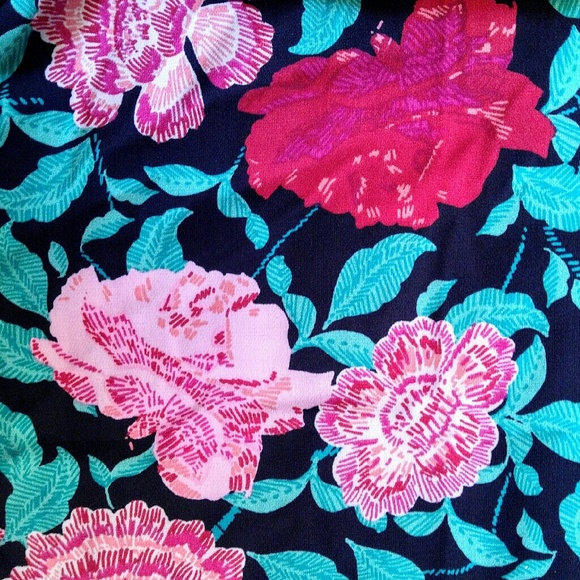 NWT Elle Tiered/Popover Floral Dress - Picture 3 of 5