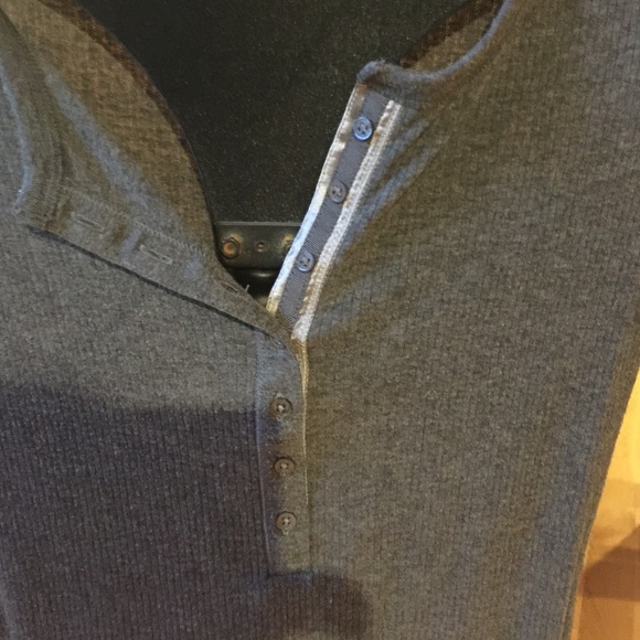 Good condition Top - Picture 2 of 4