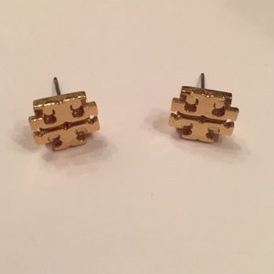 Tory Burch - Gold Logo earrings