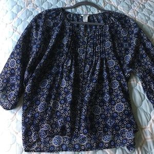3/4 sleeve patterned button up top
