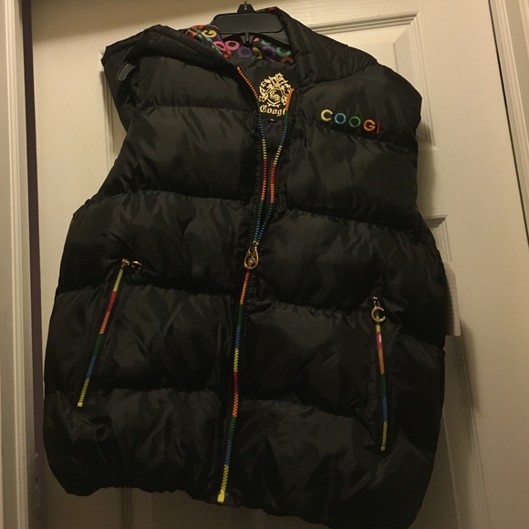 Coogi puffer vest with hood