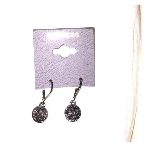 Sparkle dangle earrings