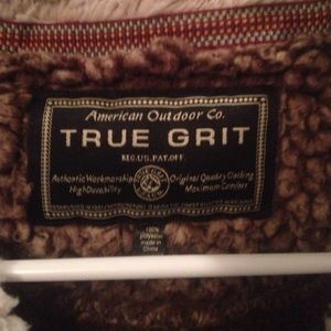 Authentic True Grit pullover size medium