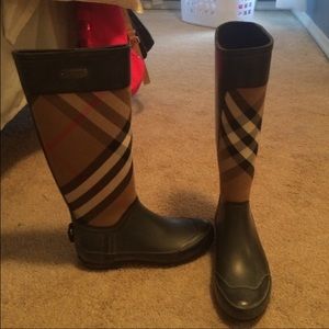 Authentic Burberry rain boots