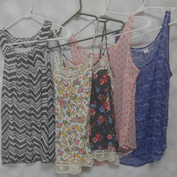A lot of 5 tops