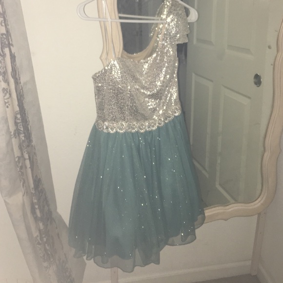 NWT Prom dress