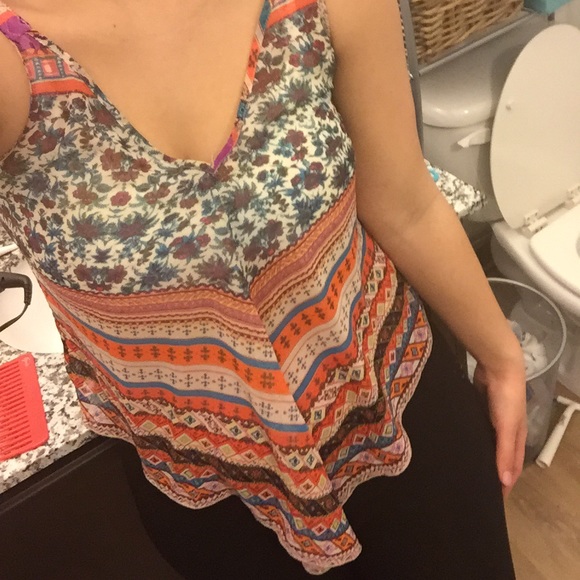 American Rag Tank top - Picture 3 of 4