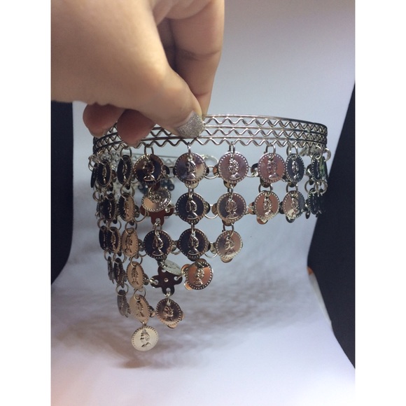 Coin Headpiece - Picture 4 of 4