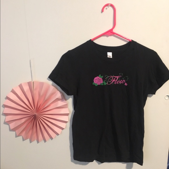 🌺FLOW T-Shirt