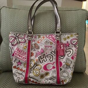 Coach Graffiti Poppy Tote