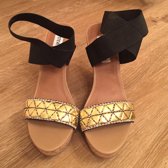 Steve Madden Roperr Wedge