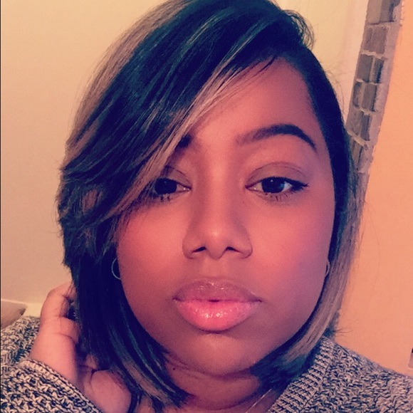 Meet your Posher, Jennifer