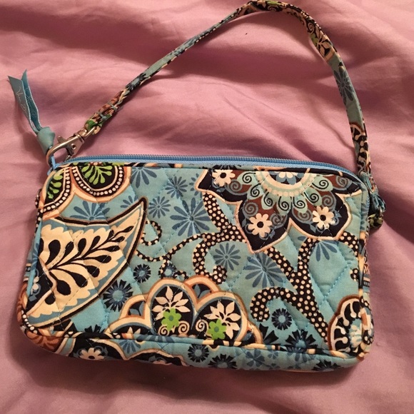Vera Bradley wristlet! - Picture 4 of 4