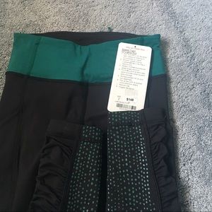 Lululemon Speed Tights*Lights Out