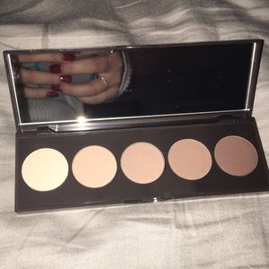 BECCA ombré nudes eyeshadow palette