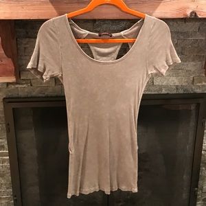 Short sleeve t shirt