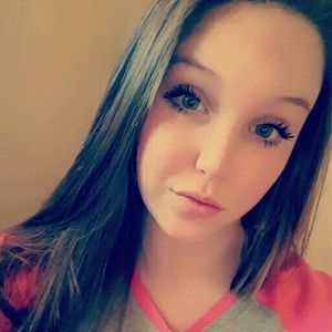 Meet your Posher, Kelli