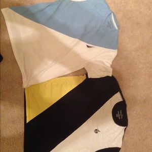 2 Men Small Nautica T Shirts
