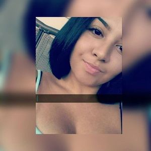 Meet your Posher, Iris