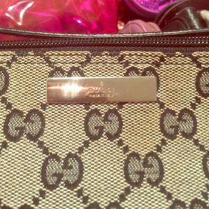 Gucci GG Signature Small Bag
