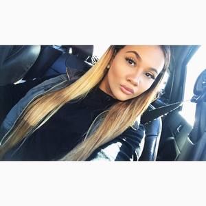 Meet your Posher, Nellinea