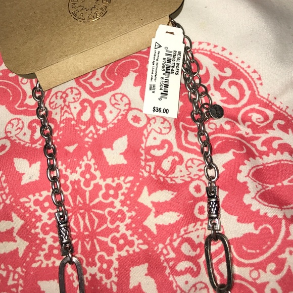 Necklace - Picture 3 of 3