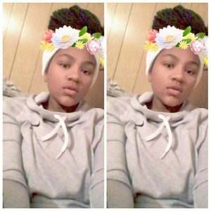 Meet your Posher, Gariona